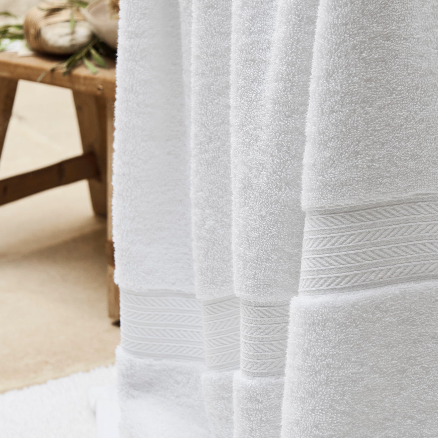 Renaissance Bath Towel White