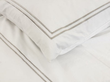 Park Avenue 3 Piece Bedding Set Silver