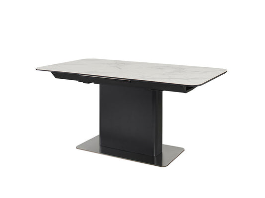 Nova Extending Table