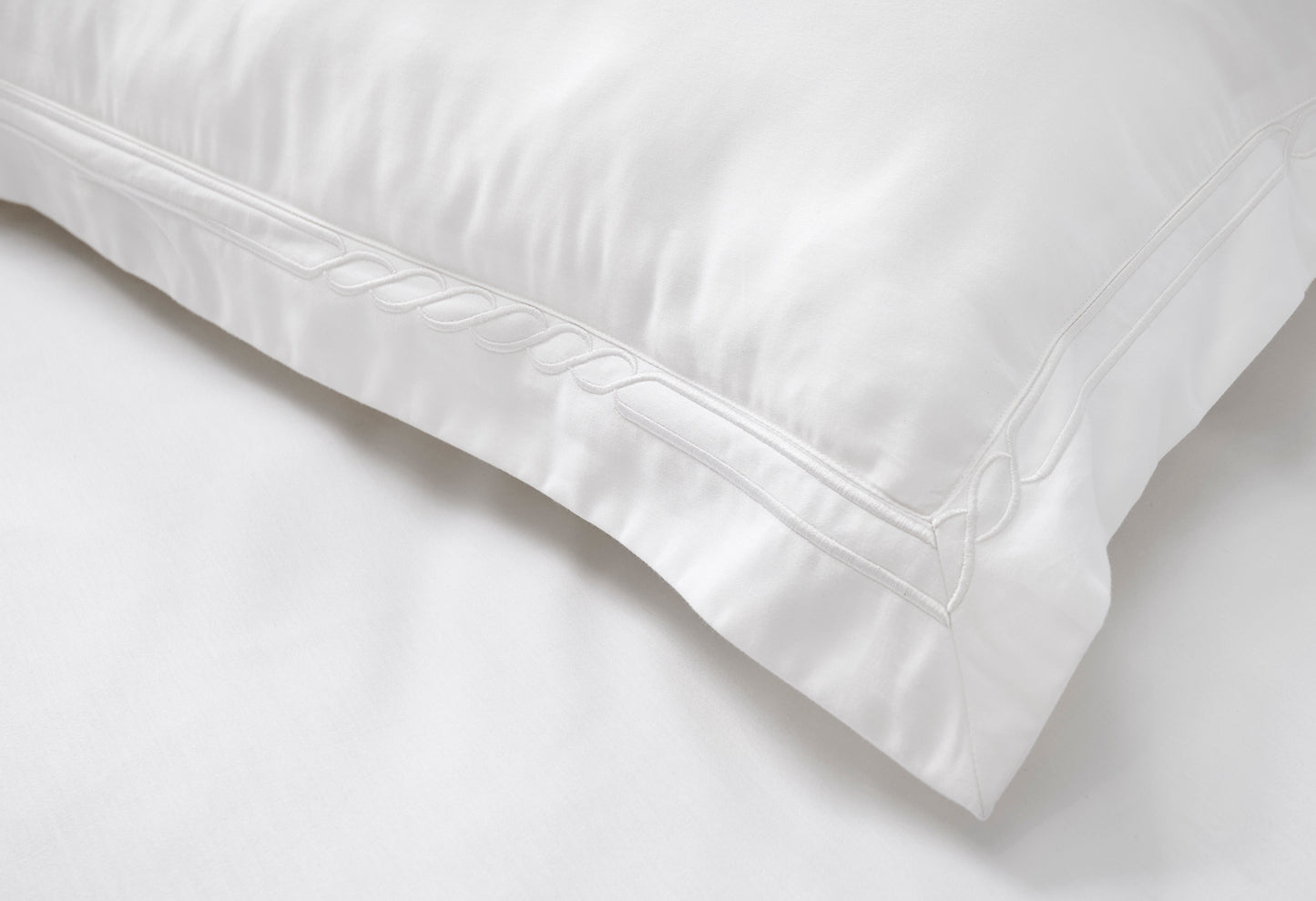 Nautical Oxford standard Pillowcase Pair White / White embroidery