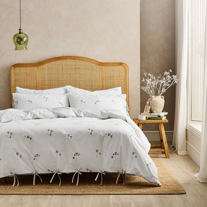 Clover Comforter