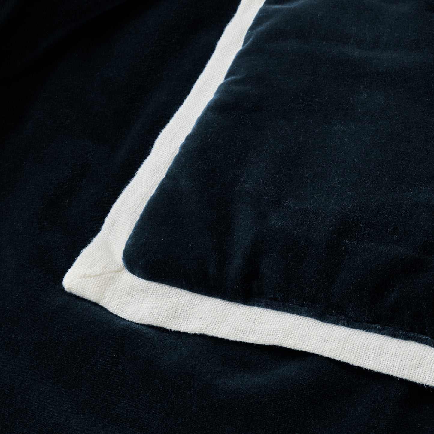 Eltham Runner Navy